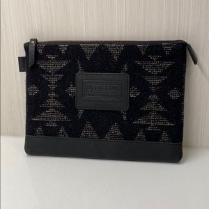 Pendleton clutch
